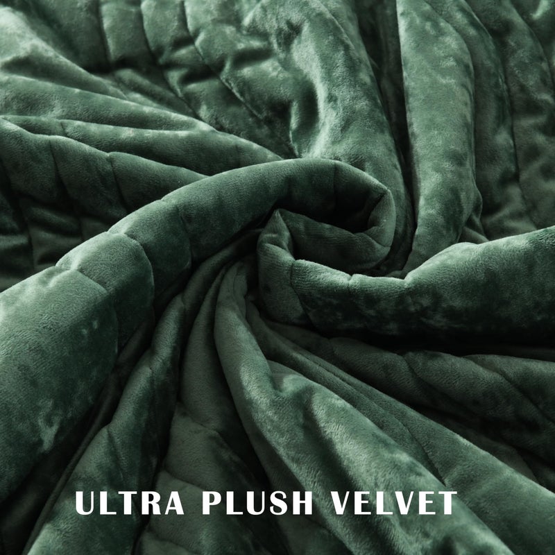 AJOCCI Velvet California King Size Quilt, Oversized California Comforter Set Emerald Green Bedding Set (118â€*106â€) with 2 Pillow Shams, Luxurious Quilt Set,All-Season 3 Pieces - Image 4