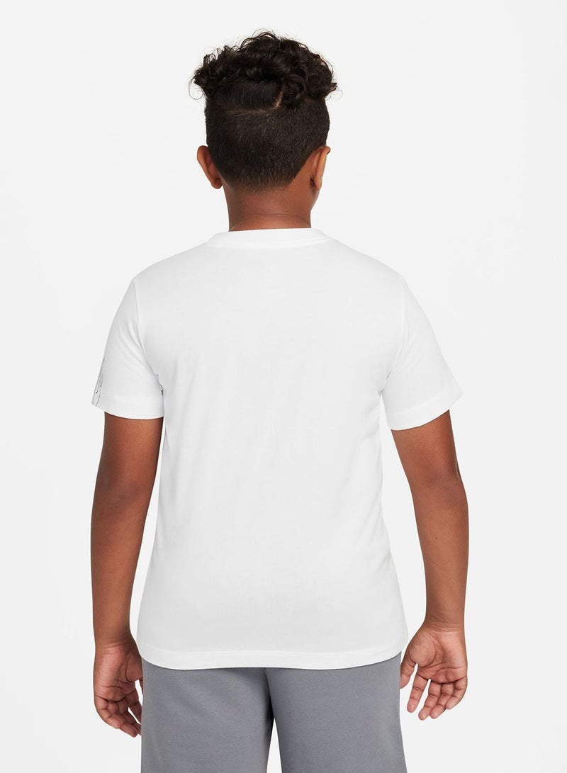 Nike Kids Nsw Essential T-Shirt - Image 2