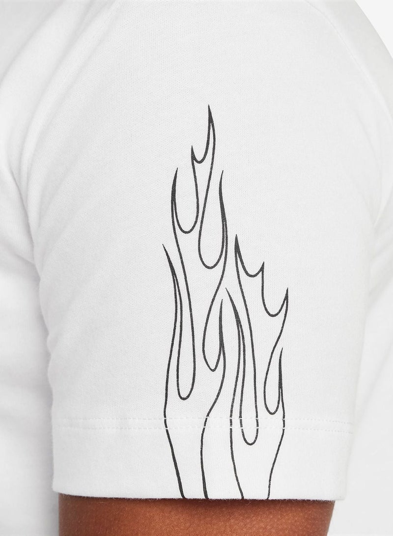 Nike Kids Nsw Essential T-Shirt - Image 3