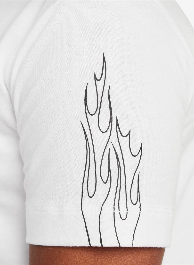 Nike Kids Nsw Essential T-Shirt - Image 3