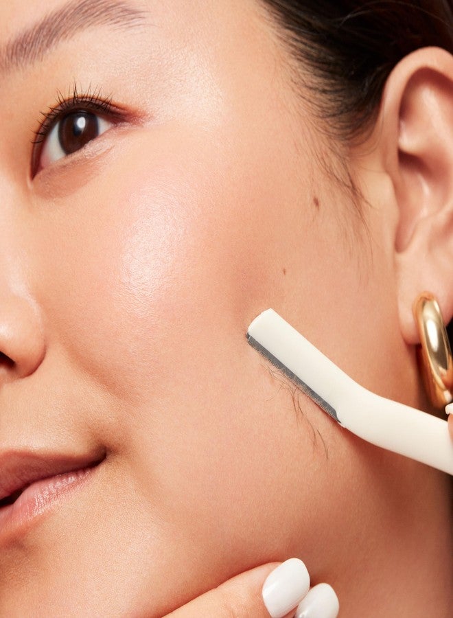 Revlon Face Defuzzers, High Precision Hair Removal and Dermaplaning Blade, Smooth Skin, Made with Stainless Steel, 2 Count - Image 4