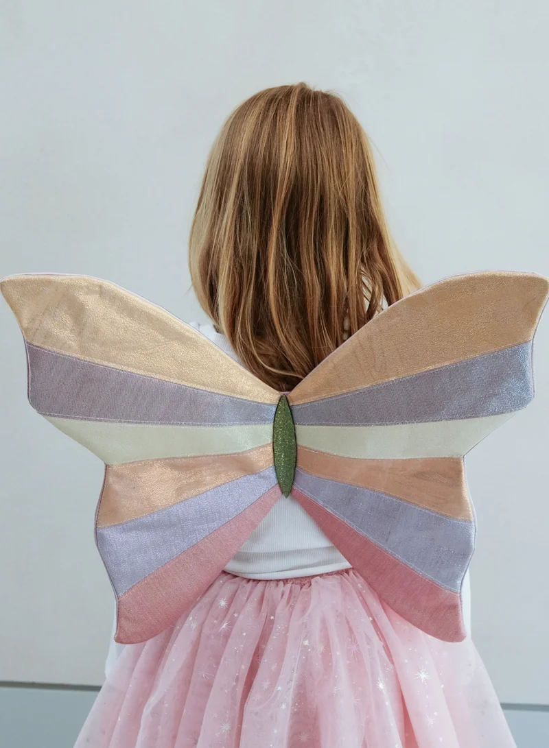 ميمي ولولا SPARKLY INTERGALACTIC WINGS