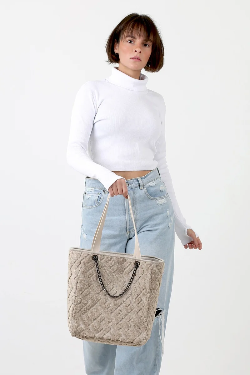 Hamur Dough Women's Fabric Hand and Shoulder Bag Maze Natural Fur Plush Knitted Handbag