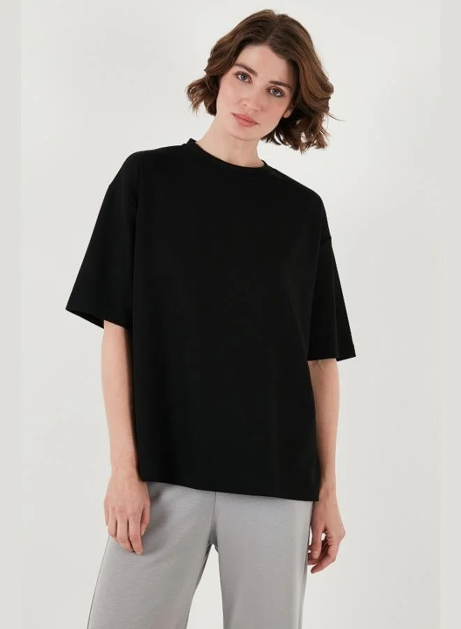 Lela Lela Stretch Oversize Fit Crew Neck T-Shirt Women's T-Shirt 5865911