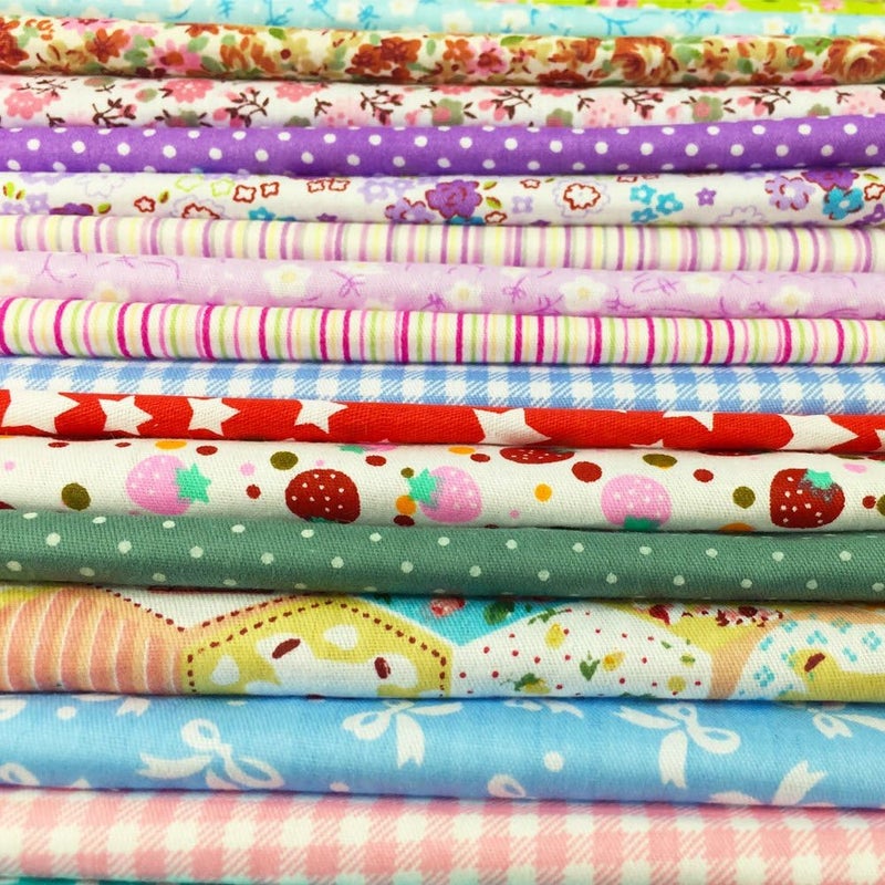 flic-flac 200pcs 4 x 4 inches (10cmx10cm) Cotton Craft Fabric Bundle Squares Patchwork Lint DIY Sewing Scrapbooking Quilting Dot Pattern Artcraft - Image 3