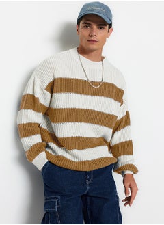 trendyol Camel Oversize Fit Wide Fit Crew Neck Striped Knitwear Sweater TMNAW23KZ00106  - Image 3