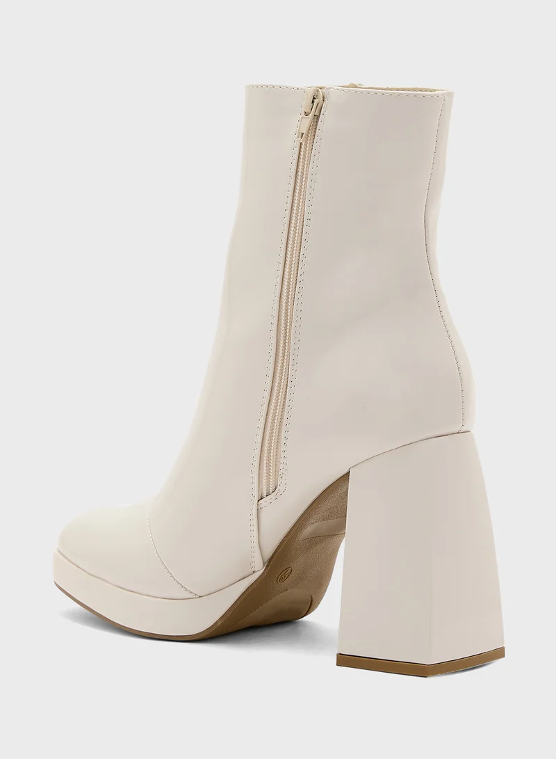 ترافل من نمشي Platform Block Heel Ankle Boots