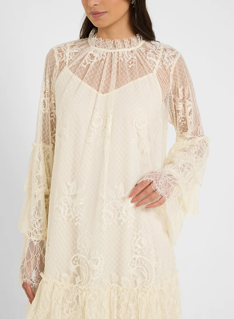 ياس Lace Tiered Dress