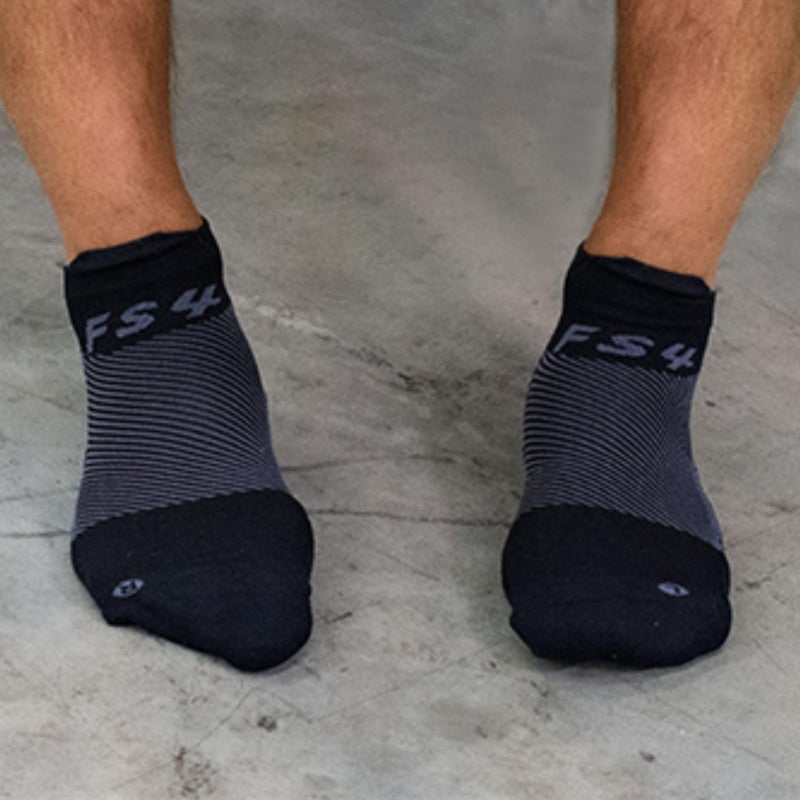 OS1st FS4 Plantar Fasciitis No Show Socks relieves plantar fasciitis, heel/arch pain and improves circulation - Image 3