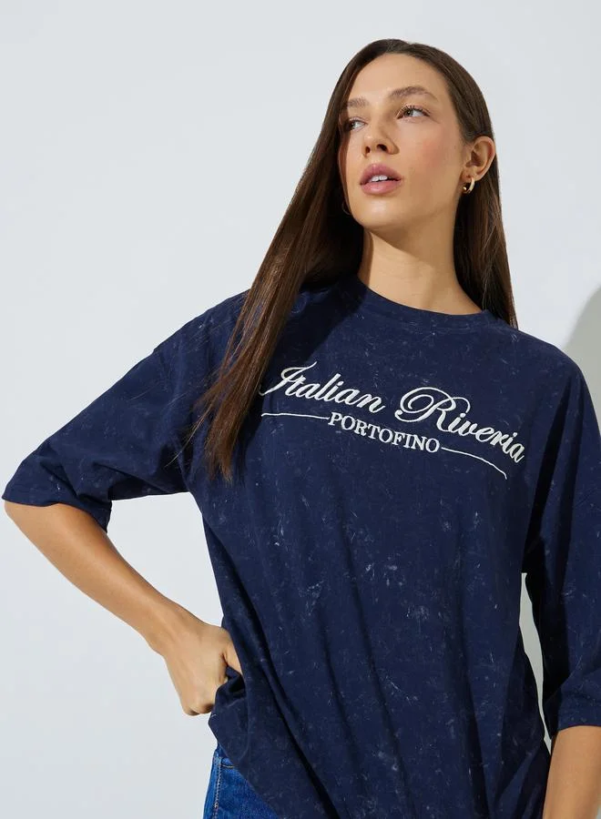 Styli EMBROIDERED SLOGAN WASHED TEE, BLOCK- 7018814505