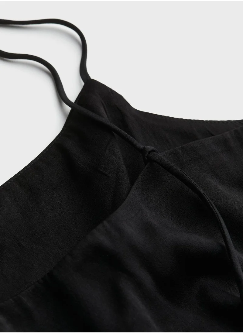 H&M Strappy Crop Top