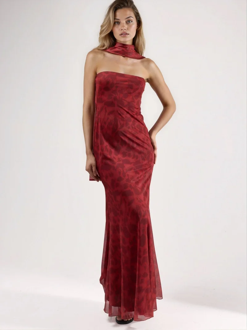 هيكاب Strapless Flowering Bodycon Maxi Dress