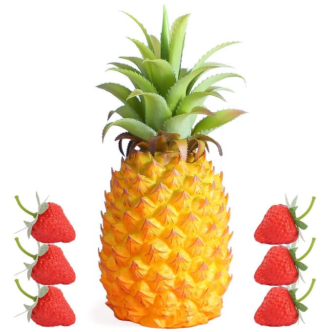 Fake Pineapple Decor Artificial Fruit for Kitchen Decoration Lifelike Realistic Faux Plastic Fruit Medium Size