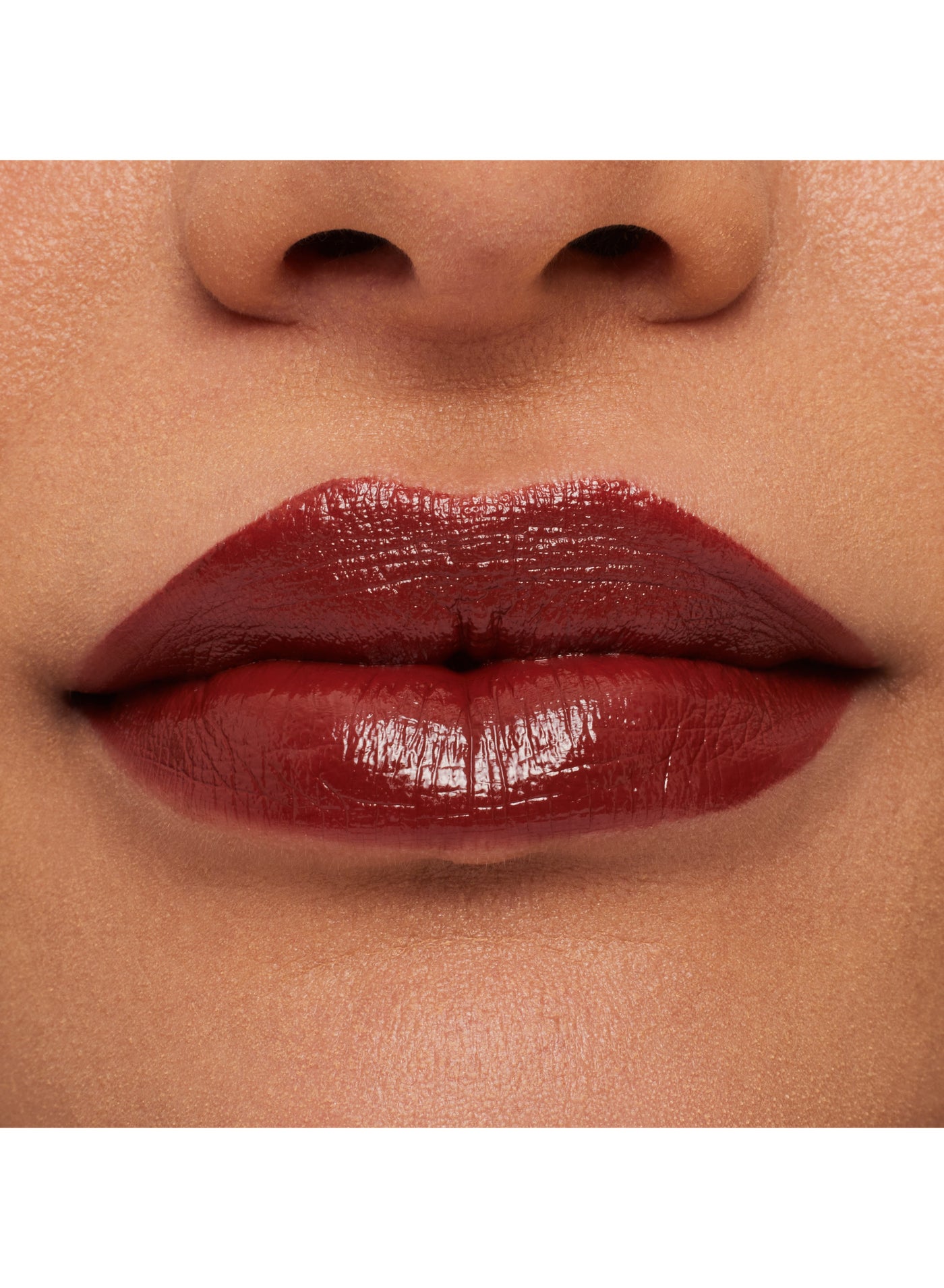أحمر شفاه ماكسيمال ساتان ميني - باراماونت