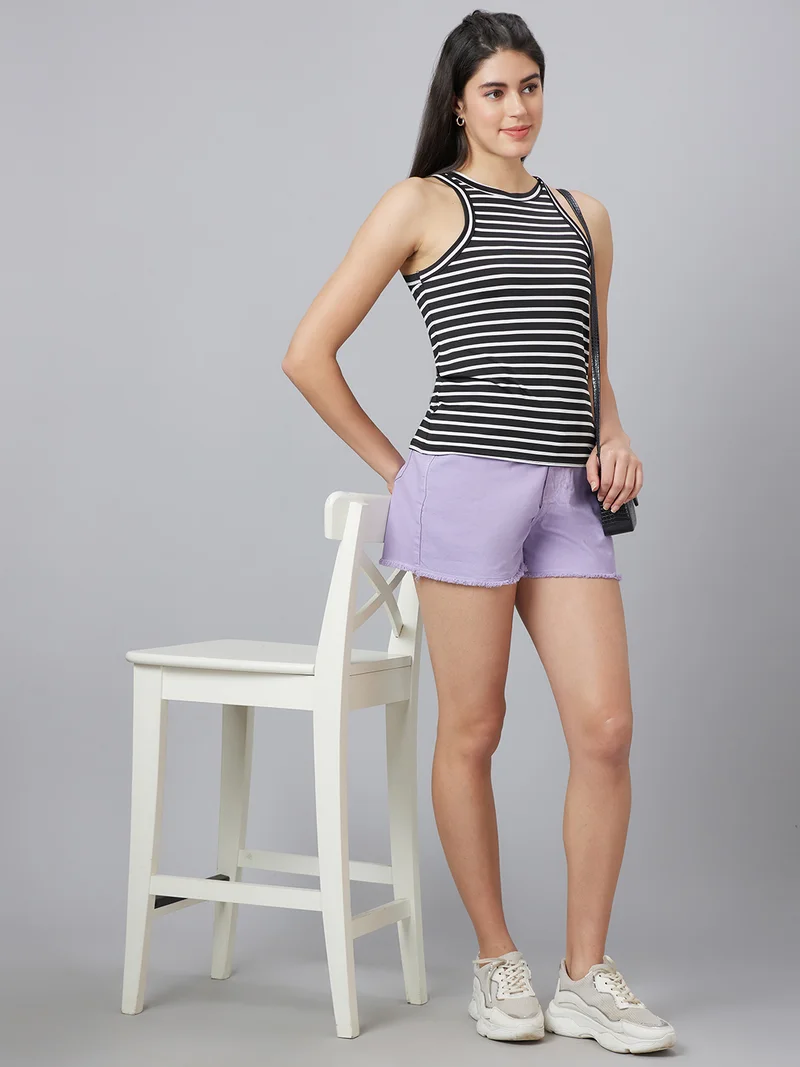 globus Globus Women Mid-Rise Stretchable Frayed Denim Shorts