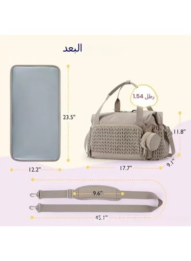 أجريون Large-capacity loading: This diaper bag handbag has a spacious interior space, which can easily hold a large number of baby diapers, clothing, baby bottles, milk powder and other supplies to meet the needs of long-term travel, even if it is a long-distance trip, there is no need to worry about not being able to hold the items.Intimate functional equipment: specially equipped with a pacifier box to facilitate the storage and storage of baby pacifiers and keep the pacifiers clean and hygienic.At the same time, multiple compartments are designed inside the bag to facilitate the classification and placement of various items, so that Bao Ma can quickly find what she needs and easily cope with daily parenting.High-quality and durable materials: made of high-quality, waterproof and wear-resistant fabrics, it can withstand wear and tear in daily use, but also effectively prevent liquid penetration, protect the contents of the bag from moisture, and be durable to accompany the baby's growth.Con - Image 5