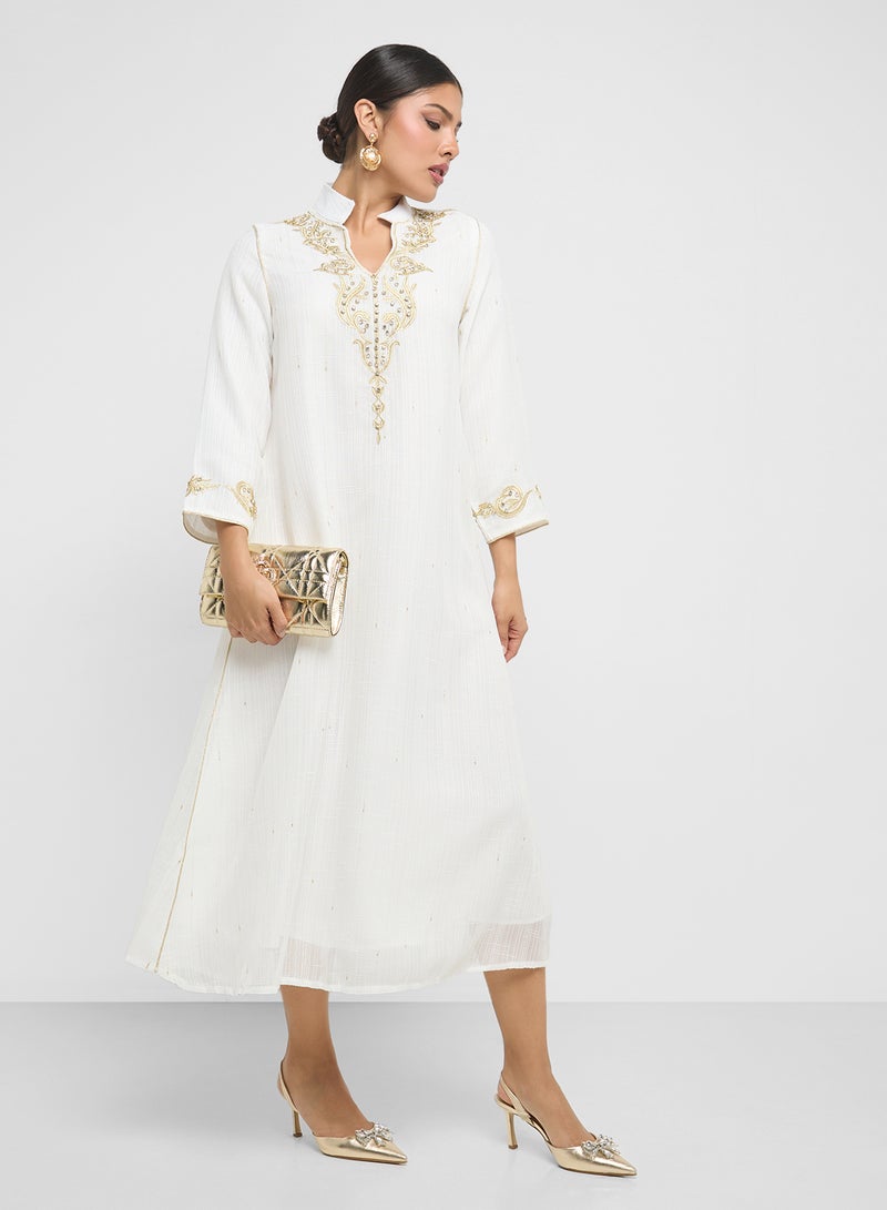 Khizana Embroidered Jalabiya - Image 4