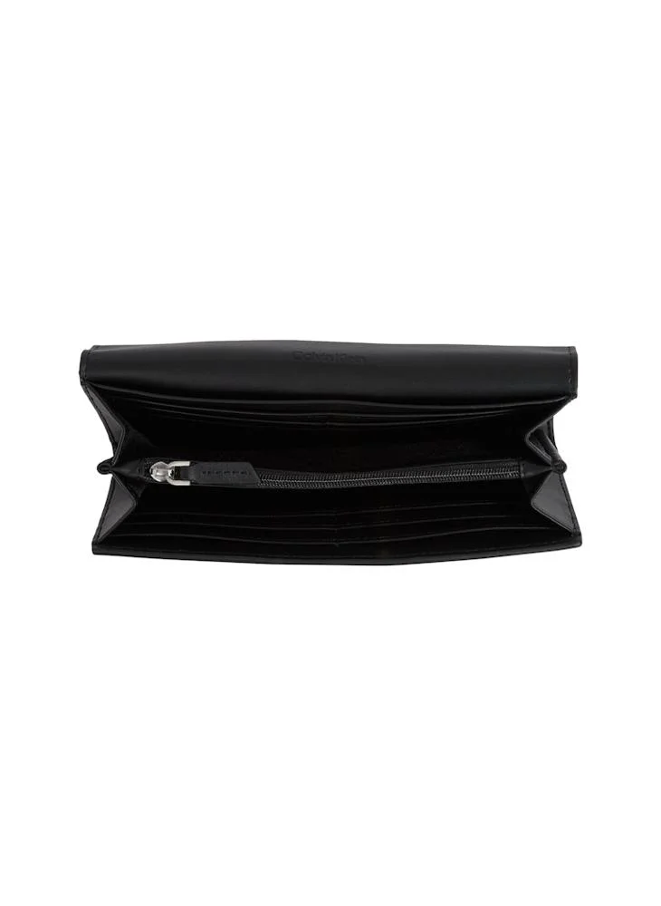 CALVIN KLEIN HARDWARE SNAP LARGE WALLET