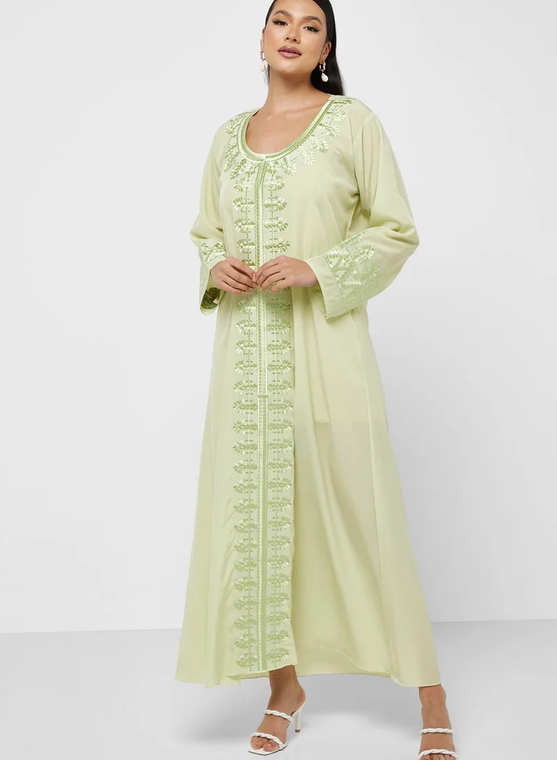 Khizana Embroidered Detail Jalabiya