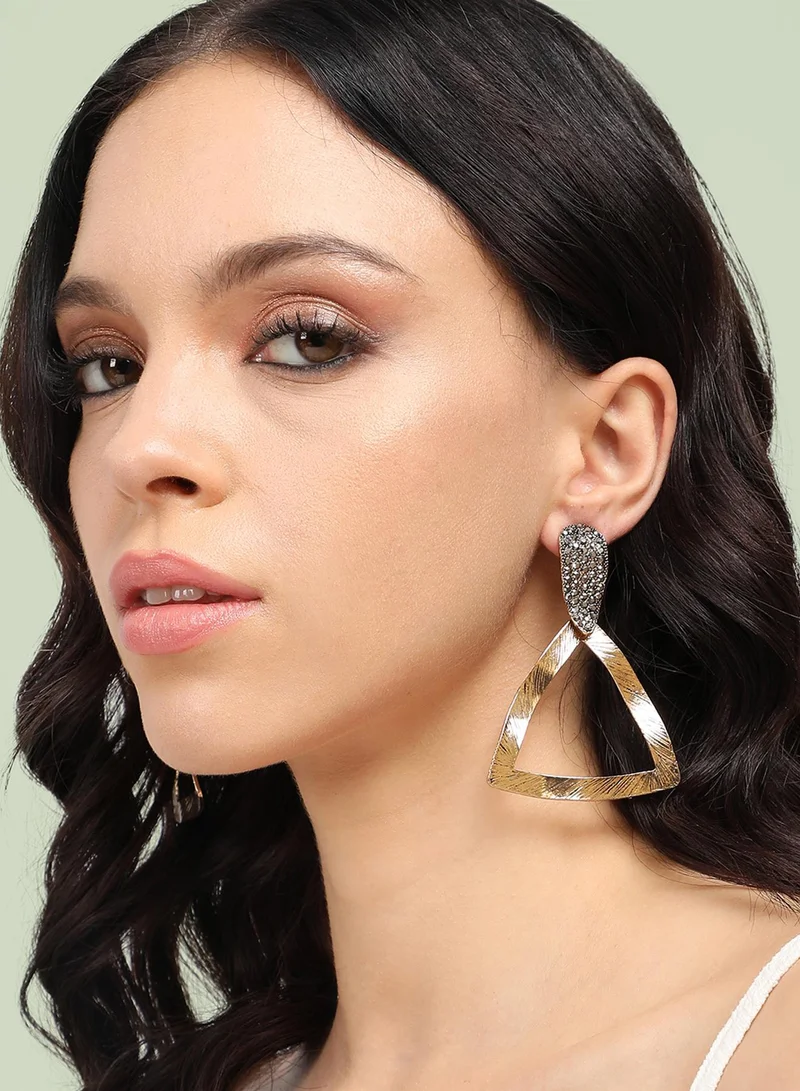SOHI Textured Crystal Triangle Artificial Drop Earring Jewellery