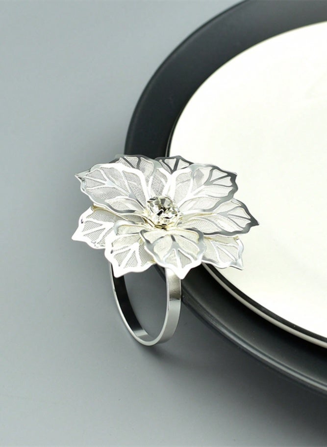 ميدي مجموعة من 12 قطعة من حلقات مناديل مزينة بزهور مجوفة، حامل مناديل خريفي، مشابك معدنية للمناديل، مناسبة لتزيين أطباق المائدة في عيد الشكر، عيد الميلاد، حفلات الزفاف، الولائم (فضي). - Image 4