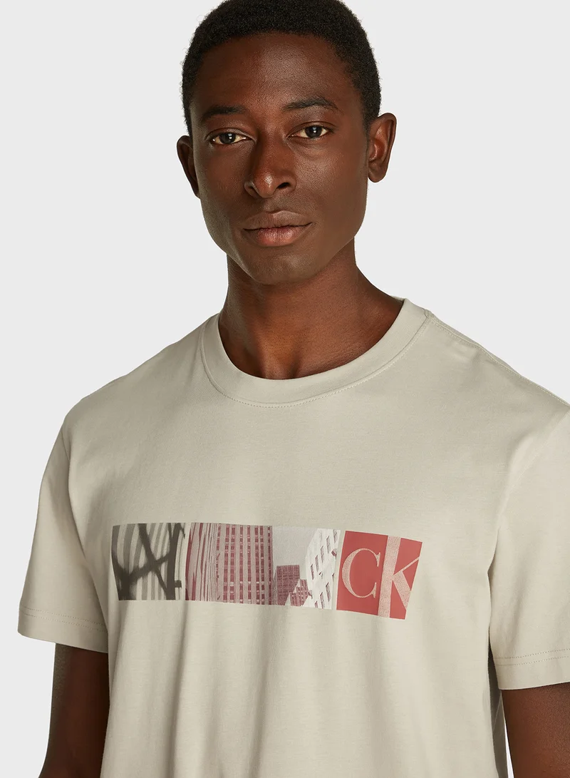 كالفن كلاين جينز Logo Print Crew Neck T-Shirt
