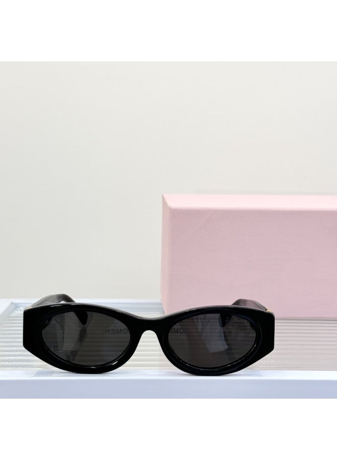 Women's Sunglasses  Size:54-21-135Mm