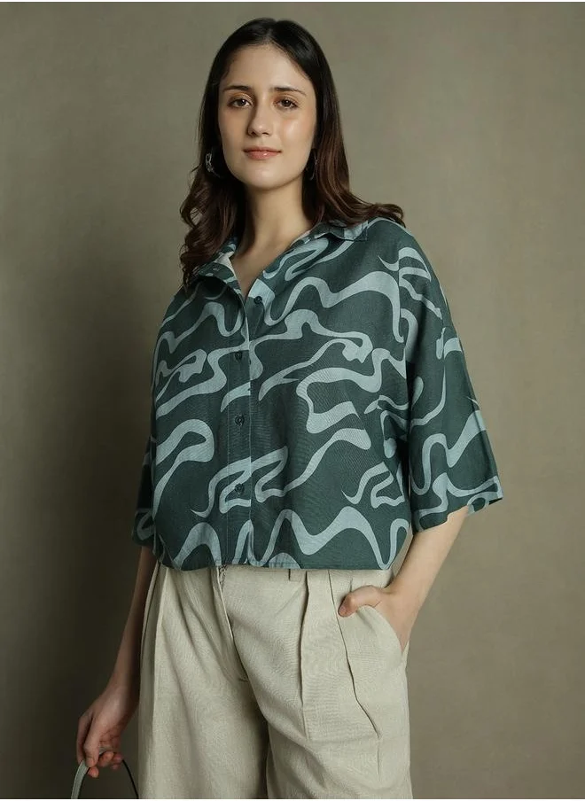 دينيس لينغو Relaxed Fit Green Top – Stylish and Comfortable