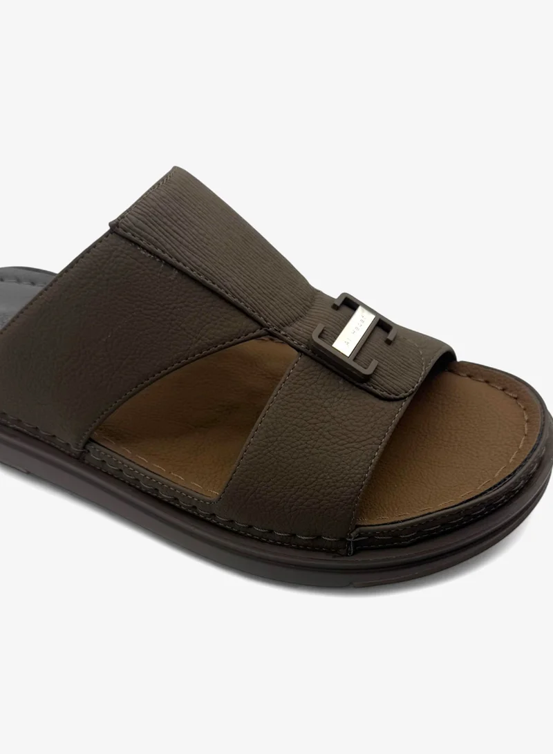 الهدف المشي المرموق