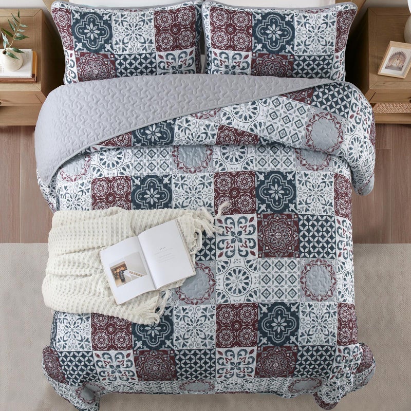 Dobuyly Patchwork Quilt Set King Size Boho Plaid Bedspread Red Grey Quilt Coverlet Set, 3 Pieces Soft Microfiber Lightweight Farmhouse Summer Bedding Set for All Seasons 110"x90" - Image 3