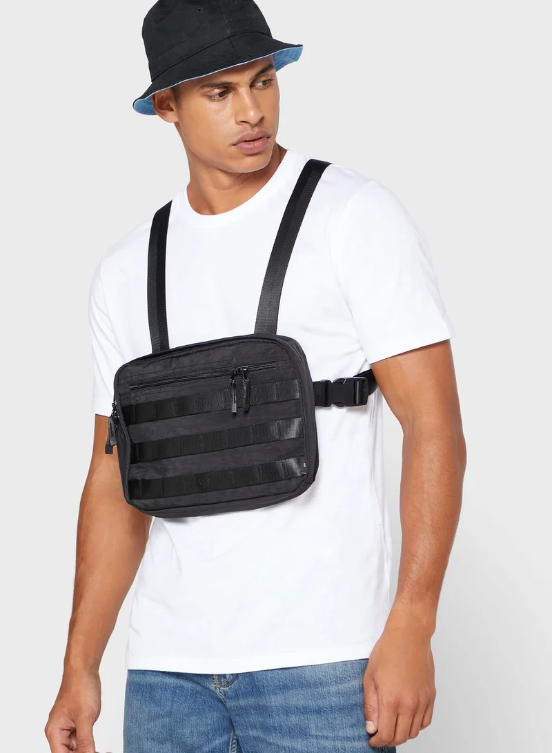 URBAN OUTFITTERS UO Chest Pack Messenger Bag