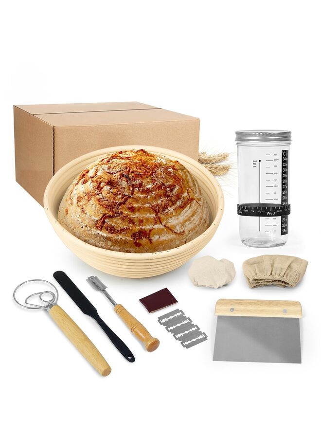 مجموعة كاملة من سلال تخمير العجين المخمر، ومجموعة حاويات زجاجية لبدء تخمير العجين المخمر، ومجموعة واسعة من لوازم خبز العجين المخمر. - Image 4