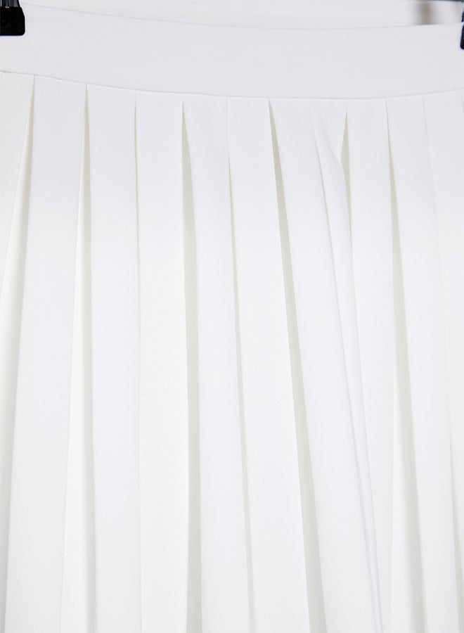 trendyol White Pleated Mini Woven Skirt  - Image 5