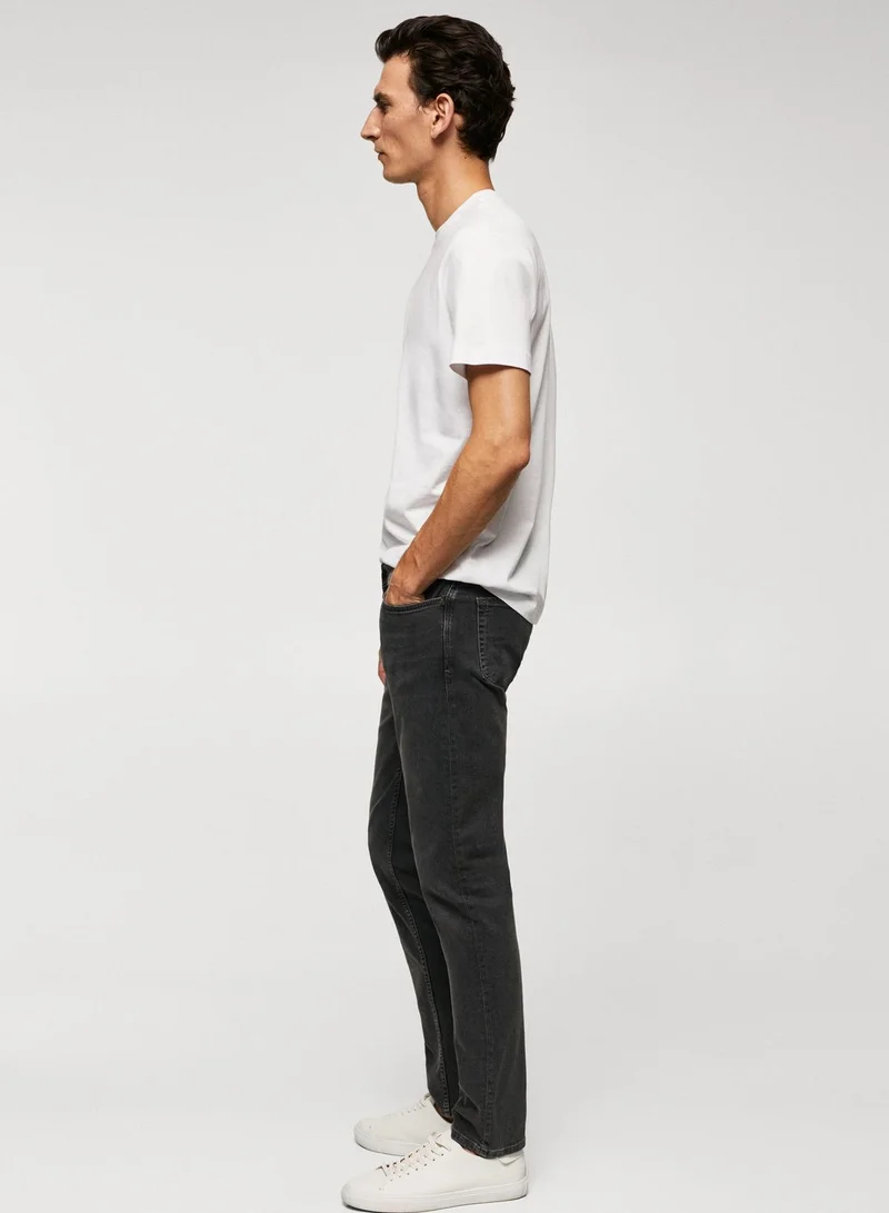 Mango Man Straight Fit Patrick Jeans