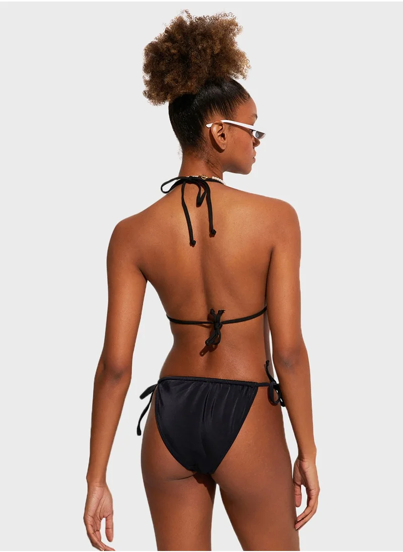 JUNE Strap Bikini Top