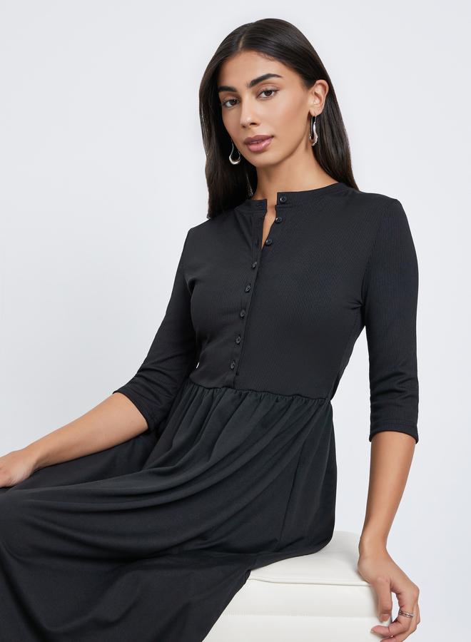 ستايلي فستان ميدي بحافة واسعة وأكمام بطول 3/4 - Image 1