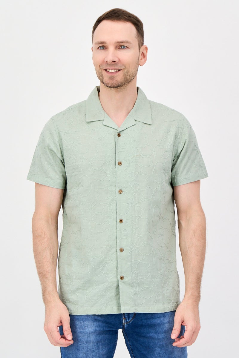Threadbare قميص رجالي بقصة عادية بأكمام قصيرة بتصميم منسوج، أخضر مائل إلى الرمادي - Image 1