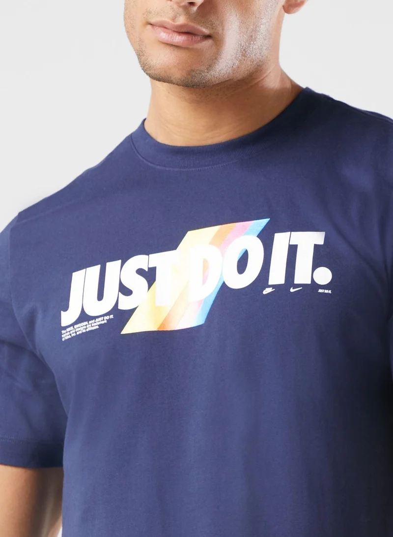 Nike Men's Sportswear Just Do It T-Shirt