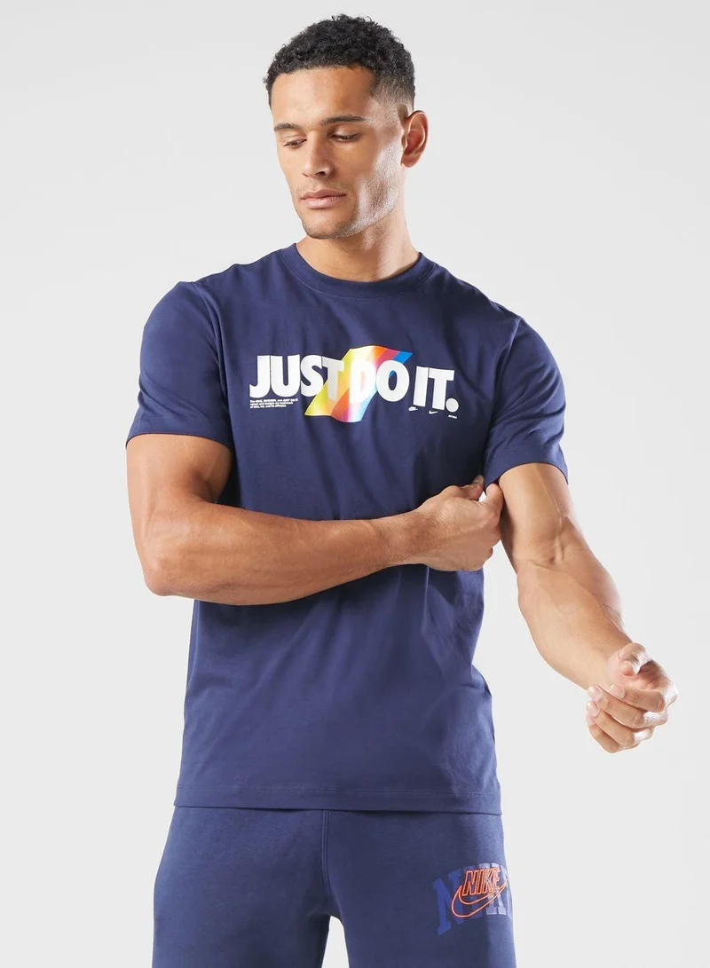 Nike Men's Sportswear Just Do It T-Shirt