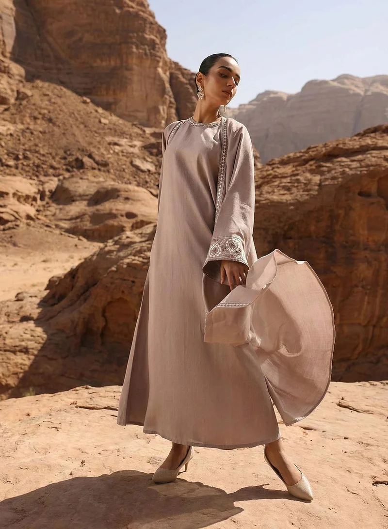 ISHIN Beige Mirror Embroidered Layered Abaya