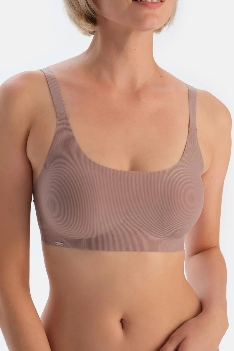 داجي Vison 1122KC Seamless Underwire Bra
