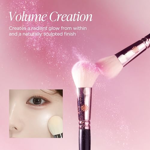 Piccasso 116 Highlighter Brush Soft Goat Hair Makeup Brush for Face Ideal for Highlighting Cheekbones Nose and Jawline Fluffy Blush Brush for Natural Glow Professional Korean Beauty - Image 3