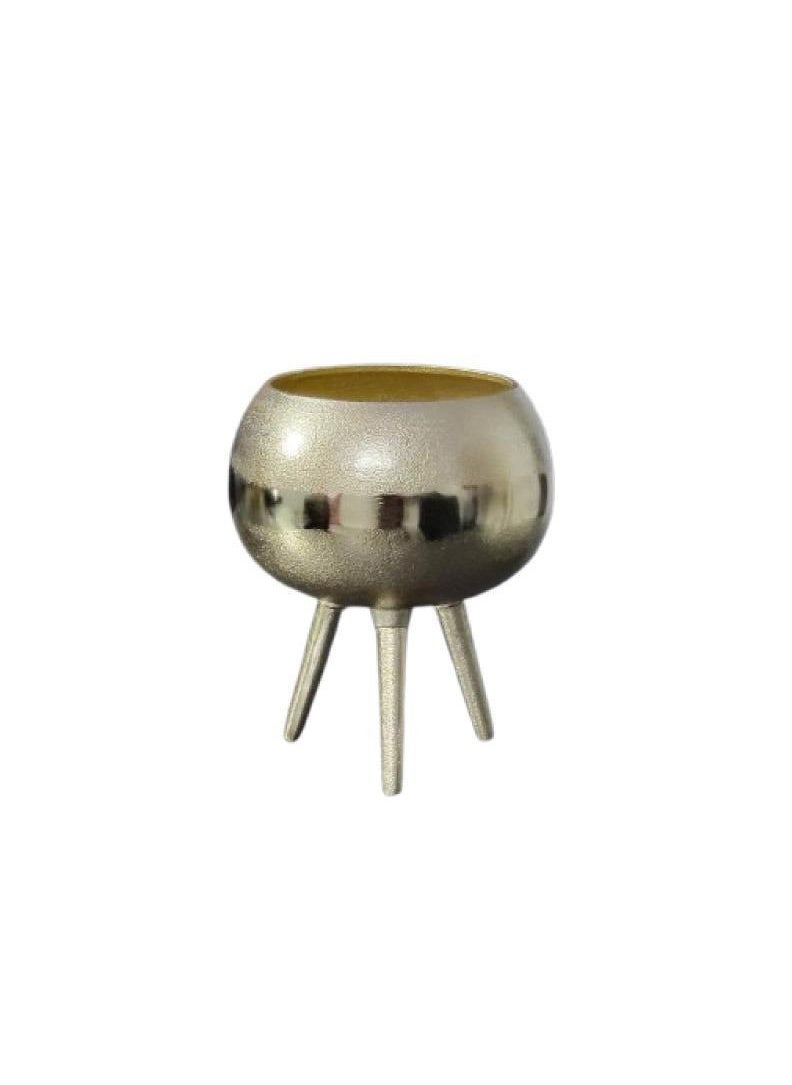 Zahrat Al Raiyan golden pot 