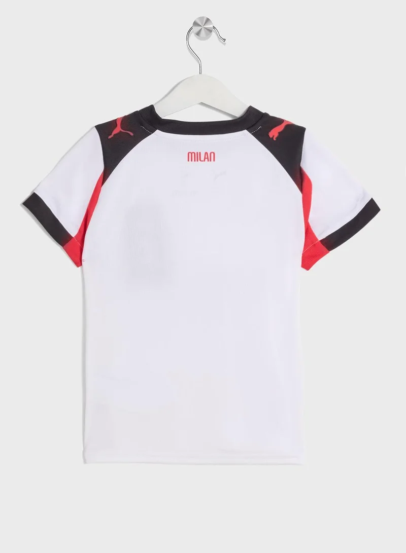 بوما طقم ميلان للشباب نسخة طبق الأصل