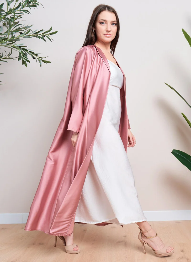 كوتور لابس Pink Collar Open Abaya with Sheila