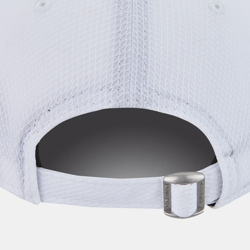 NEW ERA Men's New York Yankees Diamond Era Essential 9FORTY Cap
