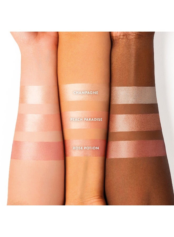 ICONIC LONDON Rollaway Glow Liquid Highlighter - Champagne Chic - Image 3