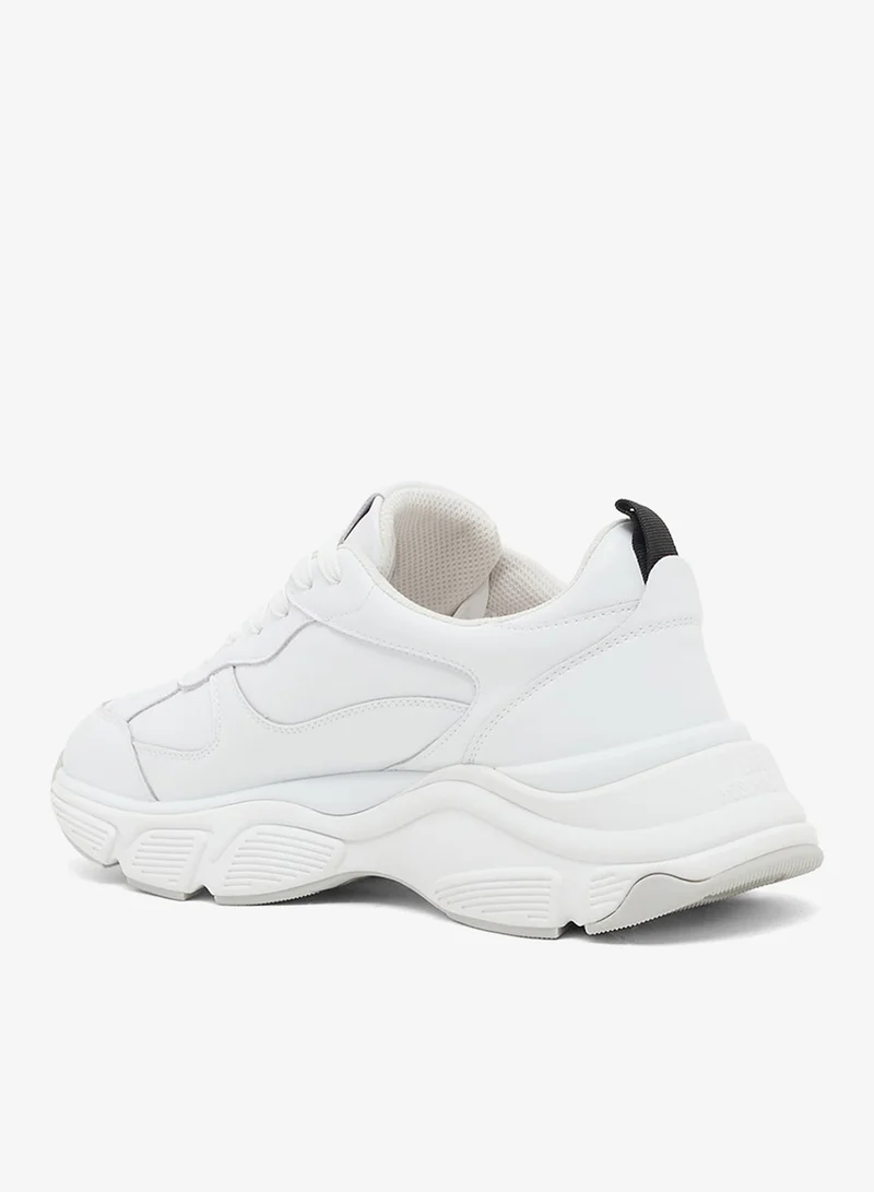 لوف موسكينو حذاء رياضي منخفض بشعار