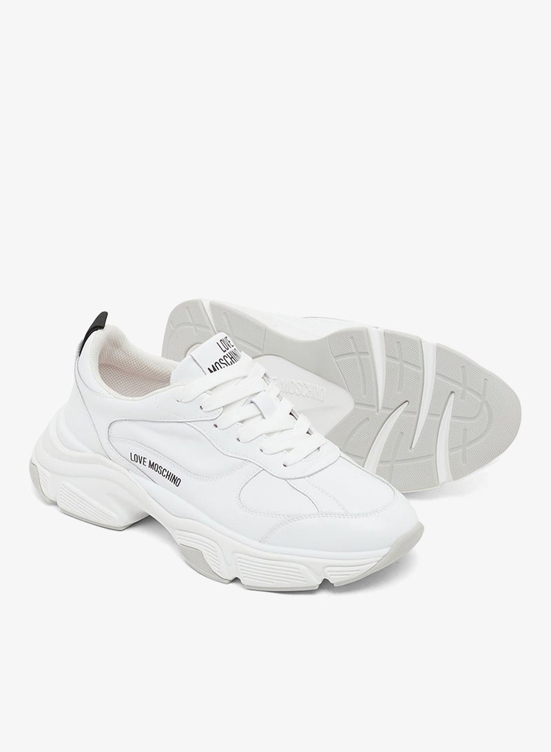 لوف موسكينو حذاء رياضي منخفض بشعار - Image 3