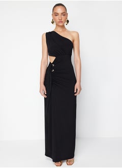 trendyol X Zeynep Tosun Black Cut Out and Accessory Detailed Long Evening Dress & Graduation Dress TCLSS24AE00001  - Image 2